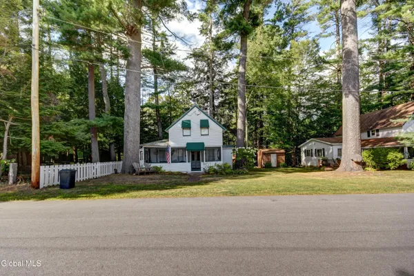 $399,000 | 134 Lincoln Avenue, Northampton, NY 12134