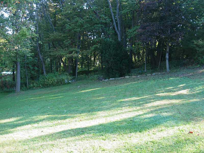 267 Foster Road New Brighton, PA 15066 - Photo 20 of 24 Yard/Garden.