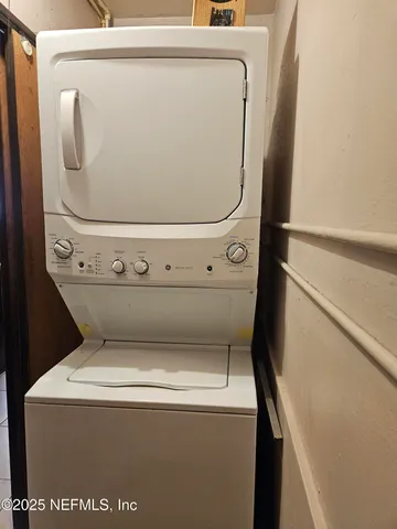 $99,999 | 1200 Bretta Street, Unit 10, Jacksonville, FL 32211