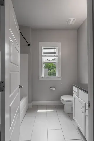 $3,800 | 517 B Southgate Avenue, Nashville, TN 37203