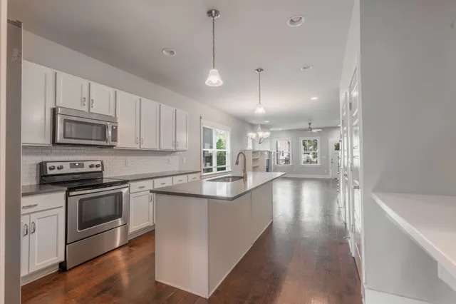 $3,800 | 517 B Southgate Avenue, Nashville, TN 37203