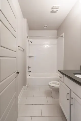 $3,800 | 517 B Southgate Avenue, Nashville, TN 37203