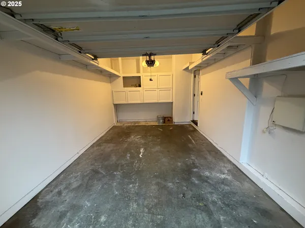 a view of a garage