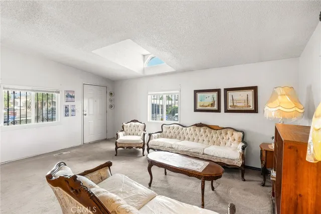 $169,900 | 10701 Cedar Avenue, Unit 112, Bloomington, CA 92316