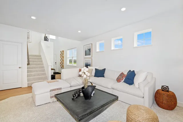 $334,980 | 6225 205th Street North, Forest Lake, MN 55025