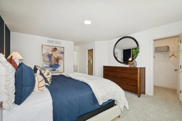 $334,980 | 6225 205th Street North, Forest Lake, MN 55025