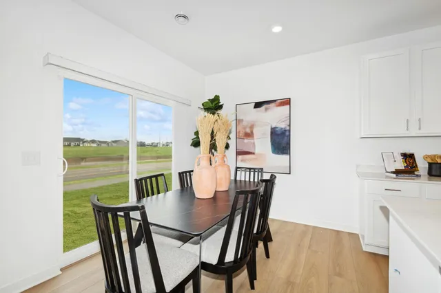 $334,980 | 6225 205th Street North, Forest Lake, MN 55025