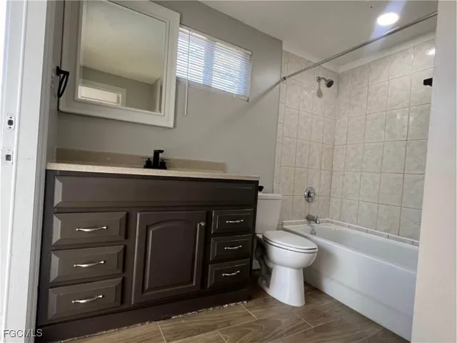 $1,000 | 712 Camellia Drive, North Fort Myers, FL 33903