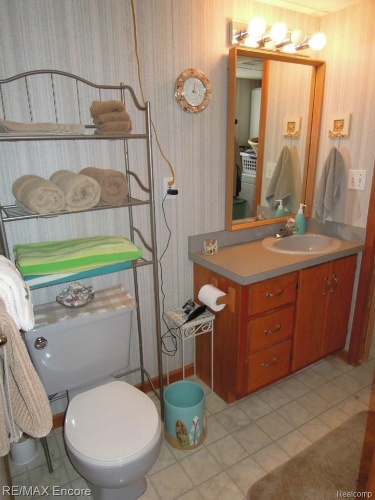 615 South Baldwin Road Oxford, MI 48371 - Photo 49 of 67 DSCN8997.jpg