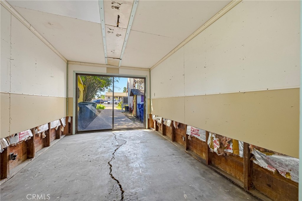261 West 26th Street Merced, CA 95340 - Photo 35 of 40 a view of a room with lots of gym equipment