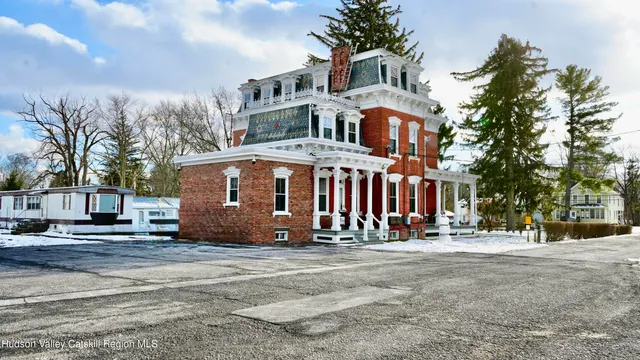 $2,500,000 | 147-151 Grandview Avenue, Catskill, NY 12414