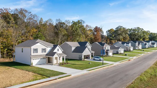 $369,990 | 1270 Ross Farms Boulevard, Clarksville, TN 37043