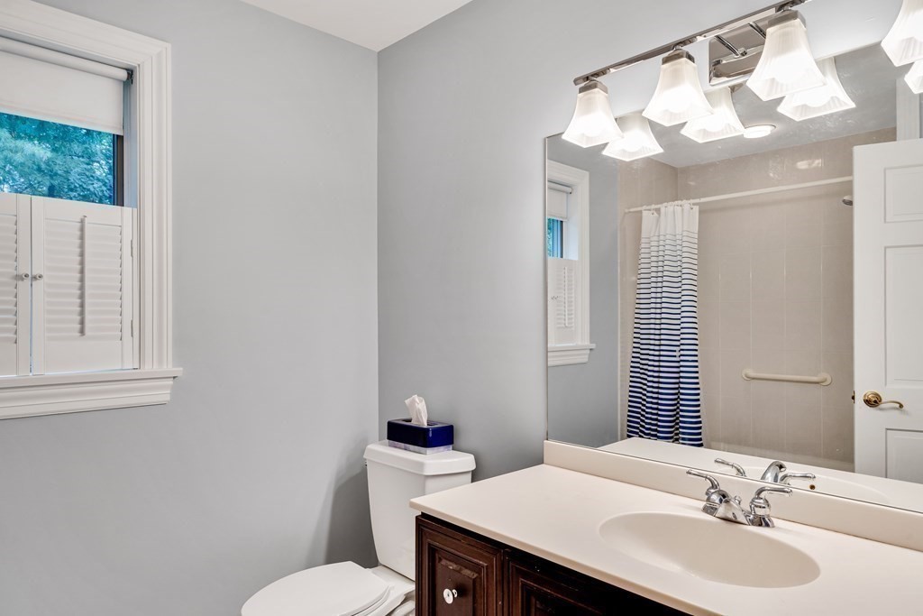 12 Butterfield Road Lexington, MA 02420 - Photo 20 of 41 Gallery Image 20