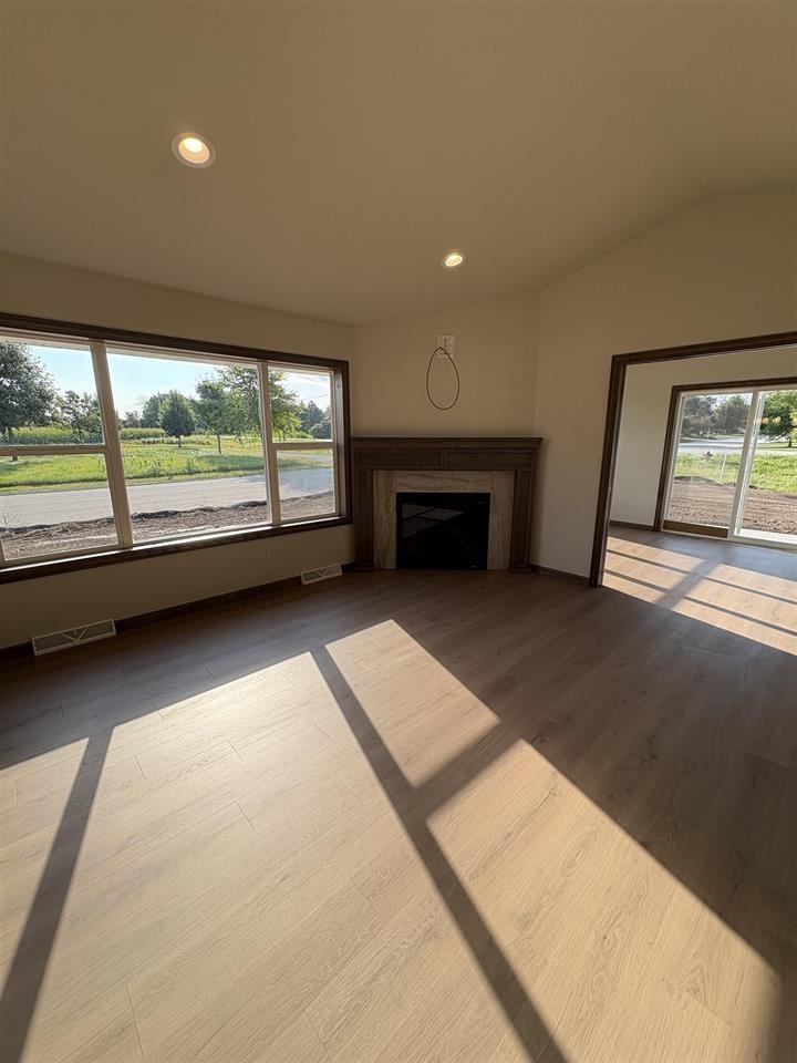 3876 Meunier Lane Green Bay, WI 54311 - Photo 14 of 29