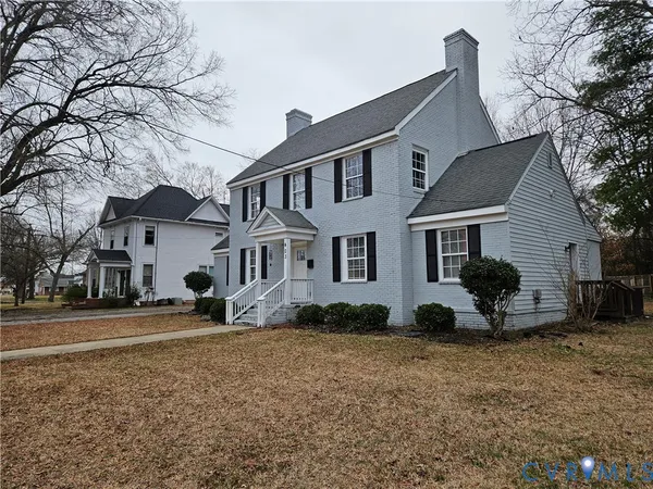$300,000 | 403 Southampton Street, Emporia, VA 23847