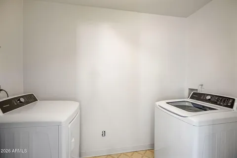 $750,000 | 29 West Wilshire Drive, Phoenix, AZ 85003