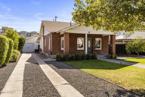 $750,000 | 29 West Wilshire Drive, Phoenix, AZ 85003