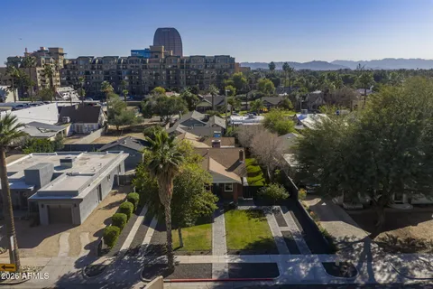 $750,000 | 29 West Wilshire Drive, Phoenix, AZ 85003