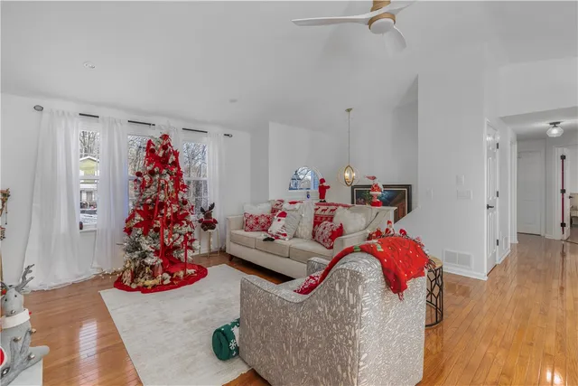 $549,900 | 26 Smith Street, Lincoln, RI 02865