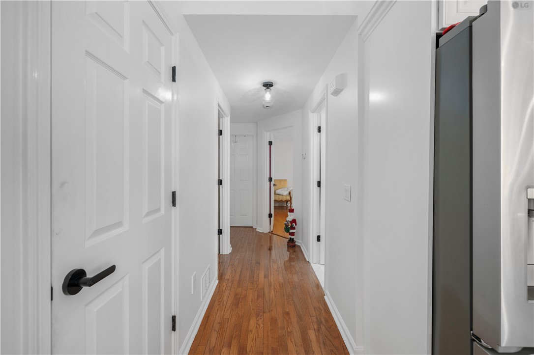 26 Smith Street Lincoln, RI 02865 - Photo 17 of 20