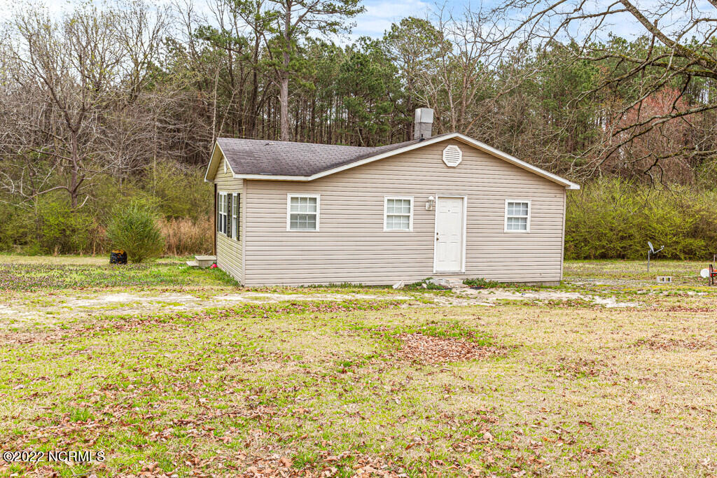 2485 Stanton Hill Road Cameron, NC 28326 - Photo 3 of 24 3 20774-623398c544ffa