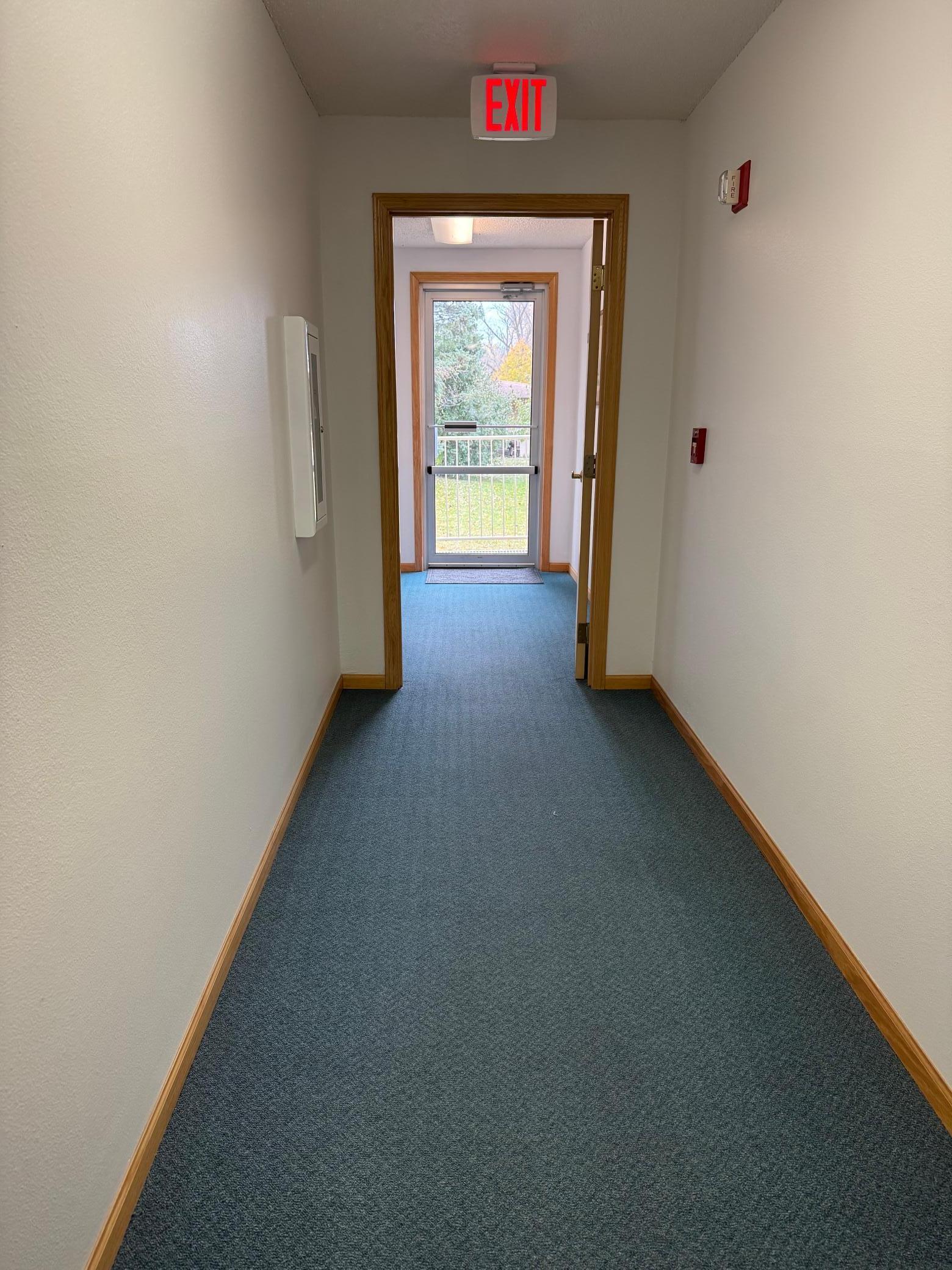 912 Hawthorne Street, Unit 106 Alexandria, MN 56308 - Photo 20 of 32