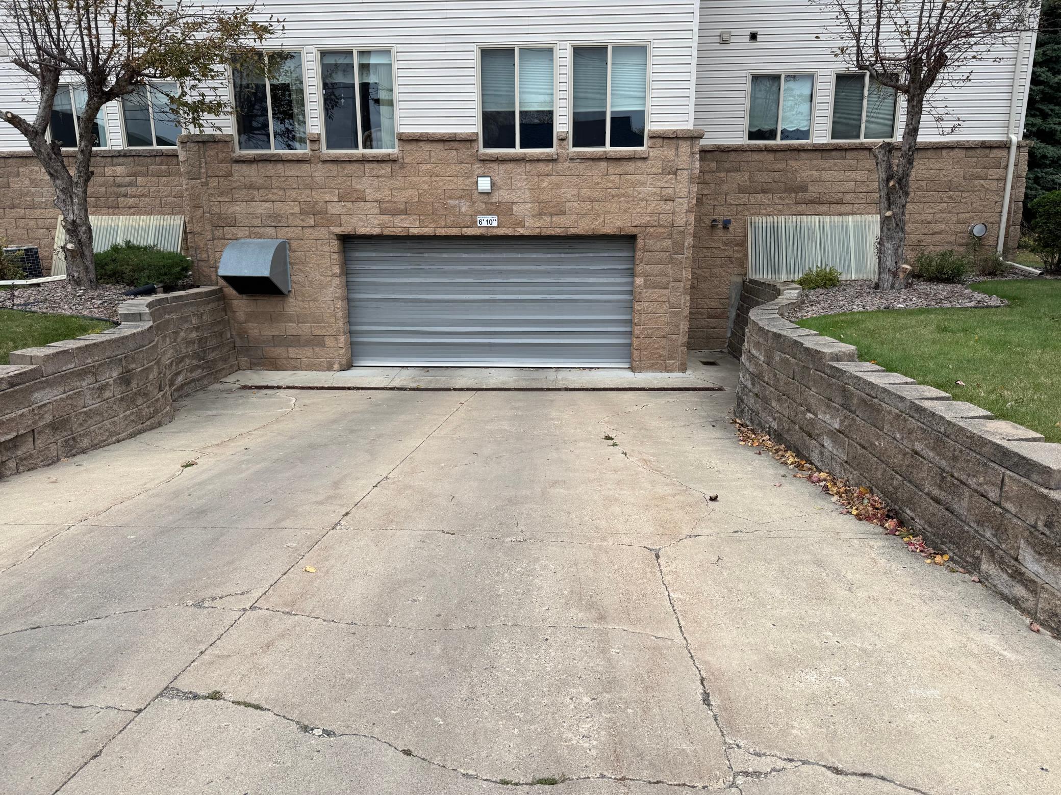 912 Hawthorne Street, Unit 106 Alexandria, MN 56308 - Photo 25 of 32