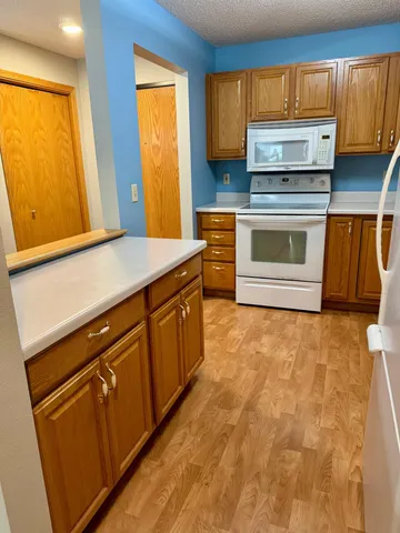 $163,500 | 912 Hawthorne Street, Unit 106, Alexandria, MN 56308