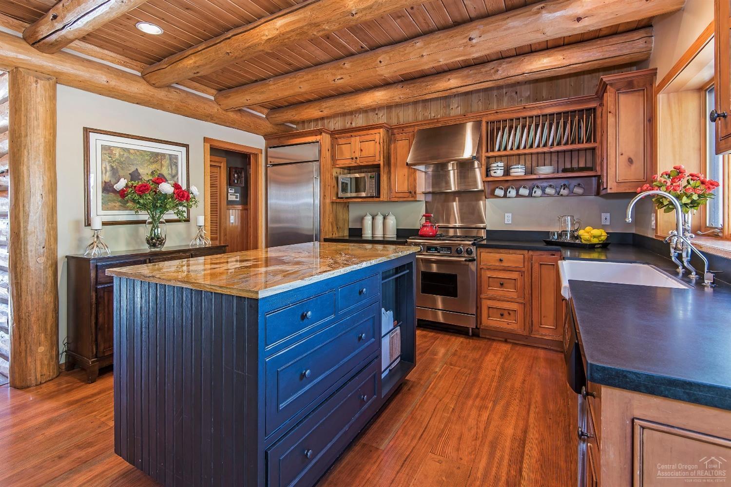 17350 Spring River Road Bend, OR 97707 - Photo 4 of 19 The quality and thought given to the des