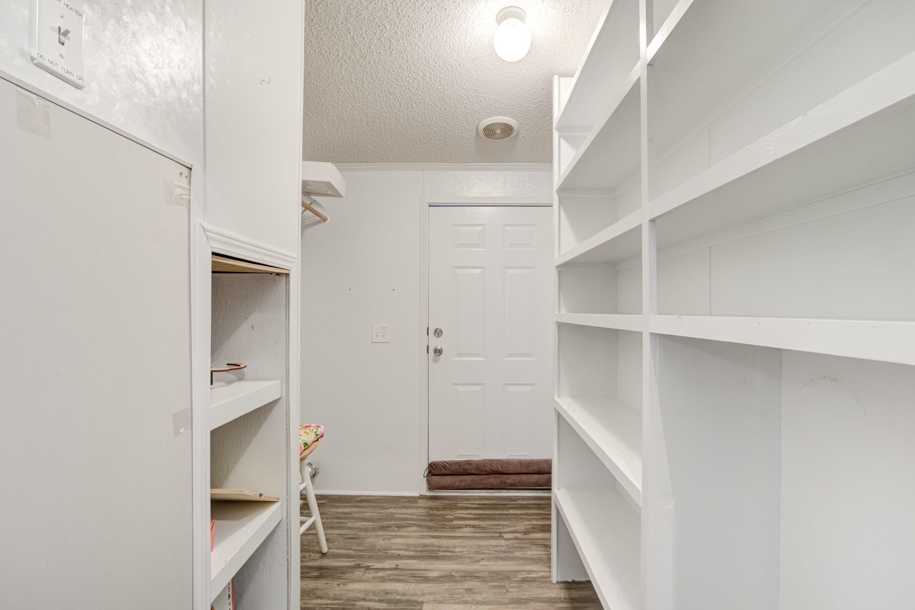 32 Red Oak Drive Smithfield, NC 27577 - Photo 33 of 47 a view of an entryway with wooden floor