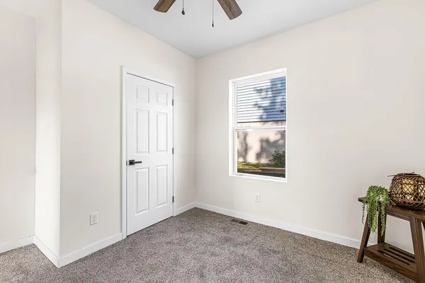 $190,000 | 1911 Oscar Street, St. Joseph, MO 64505