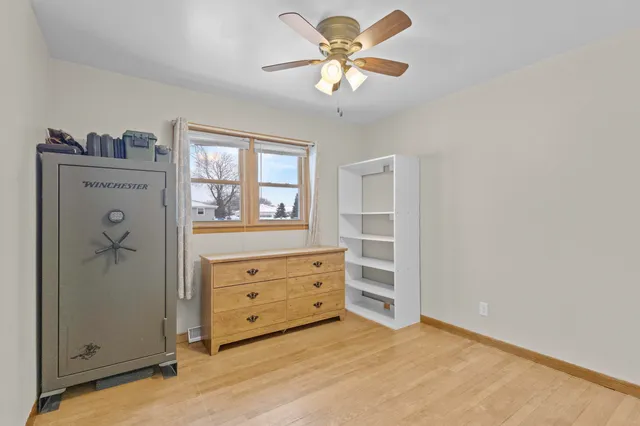 $259,000 | 975 Clover Street, Menasha, WI 54952