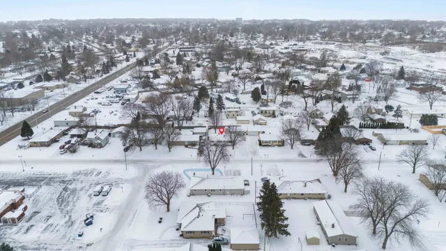 $259,000 | 975 Clover Street, Menasha, WI 54952