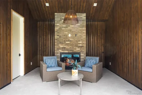 $6,200,000 | 102 South Cherry Street, Denver, CO 80246