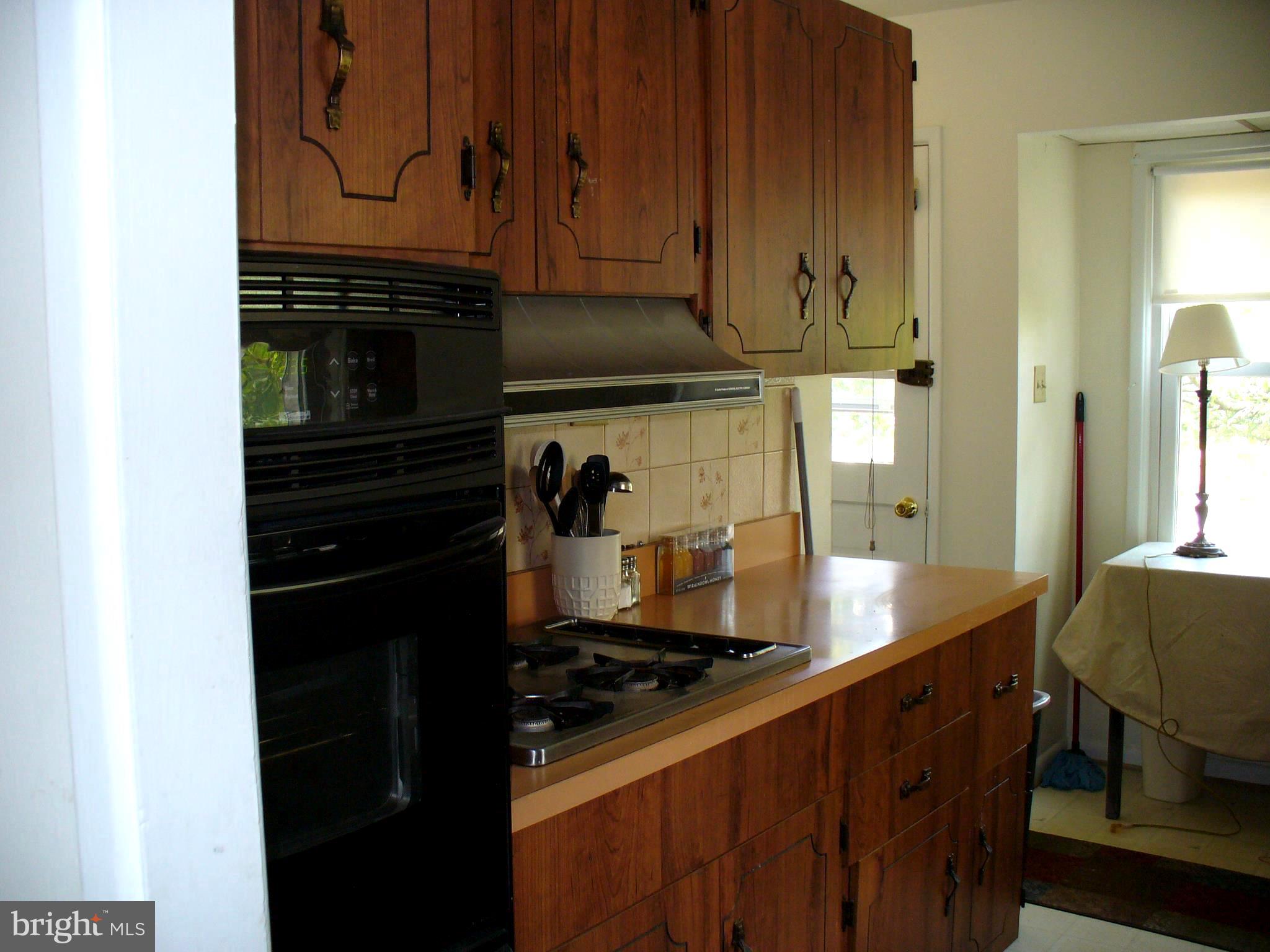 1016 10th Street Laurel, MD 20707 - Photo 22 of 37 Galley kitchen