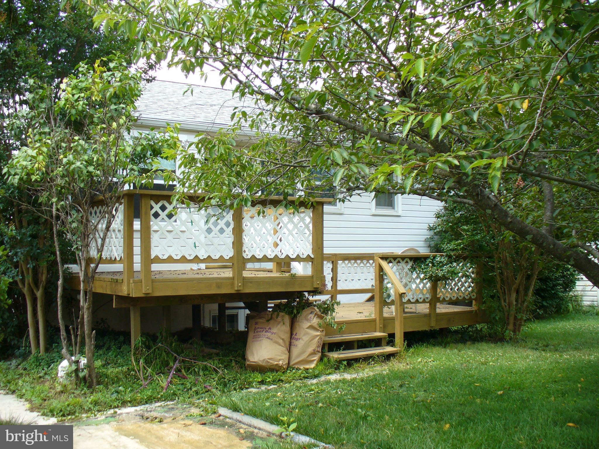 1016 10th Street Laurel, MD 20707 - Photo 4 of 37 Exterior rear