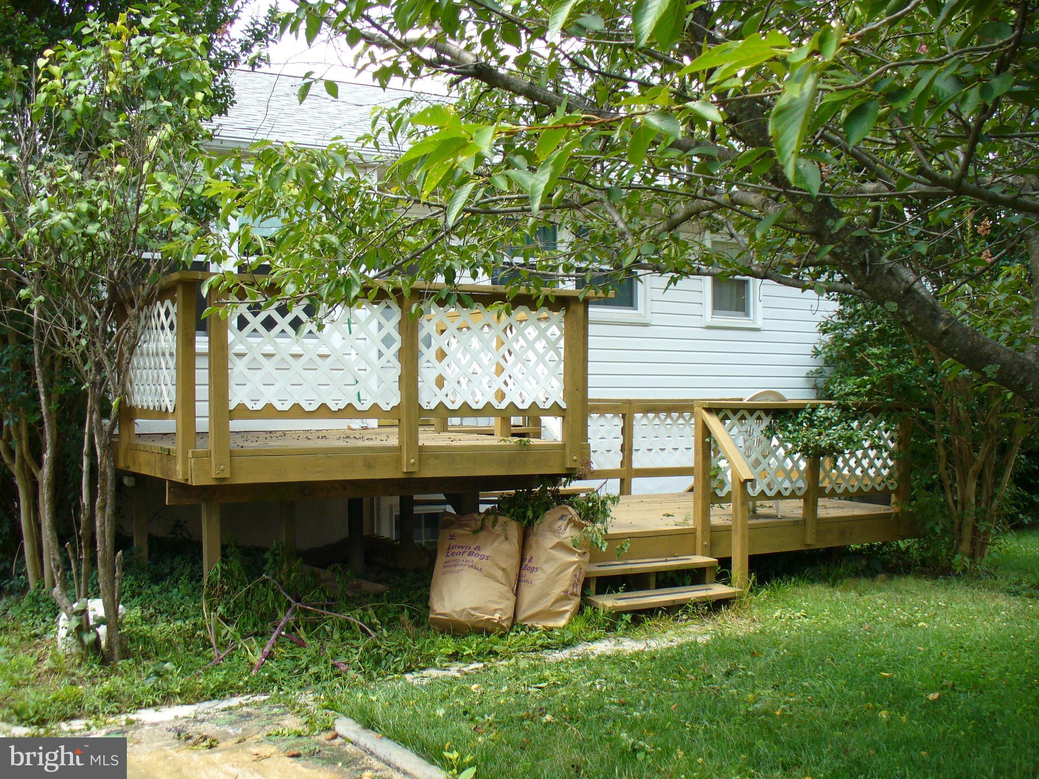 1016 10th Street Laurel, MD 20707 - Photo 5 of 37 Deck