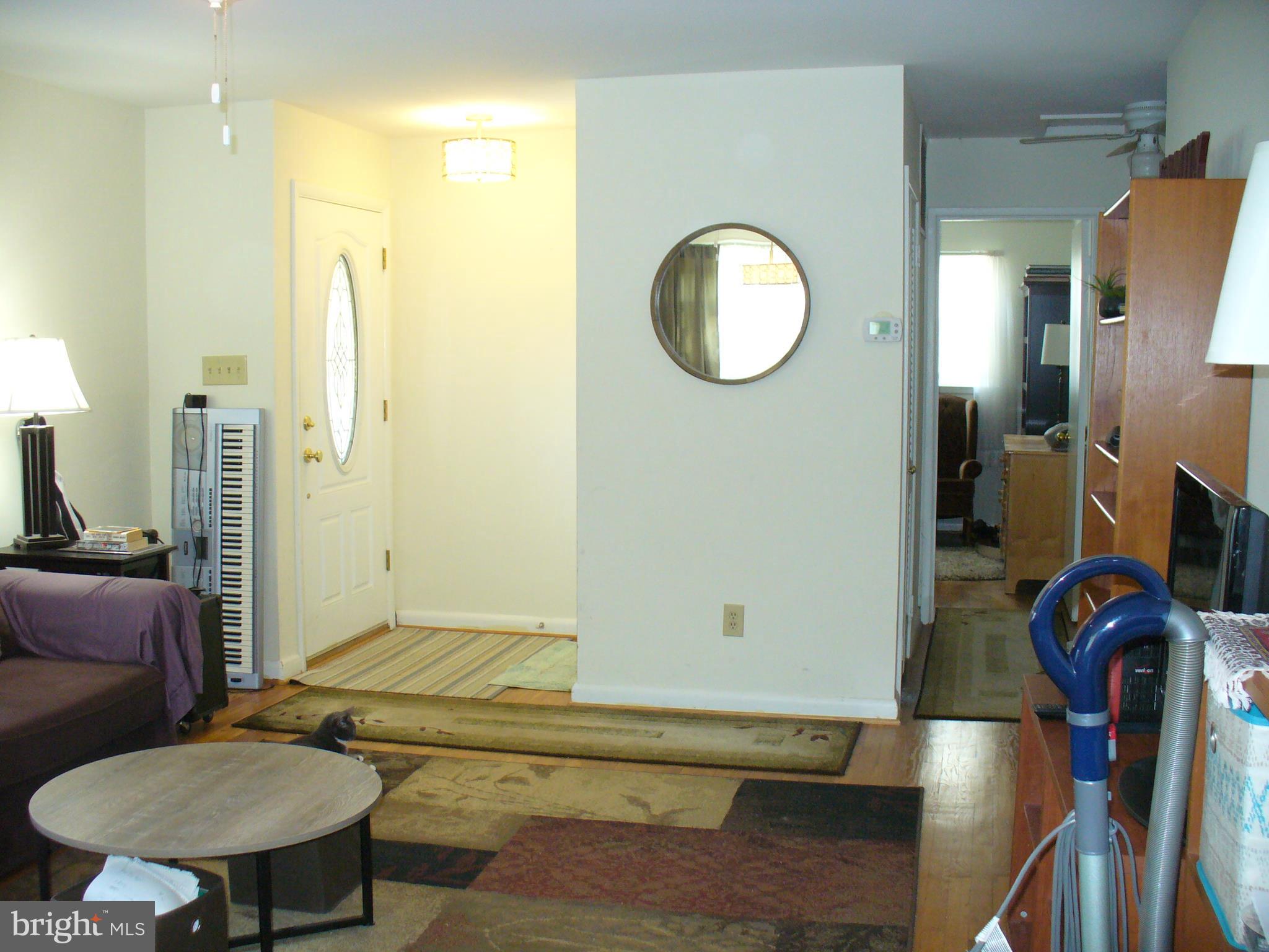 1016 10th Street Laurel, MD 20707 - Photo 10 of 37 Foyer/front door