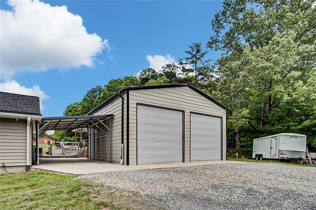 3146 W.O.W. Road Randleman, NC 27317 - Photo 7 of 42 Gallery Image 7