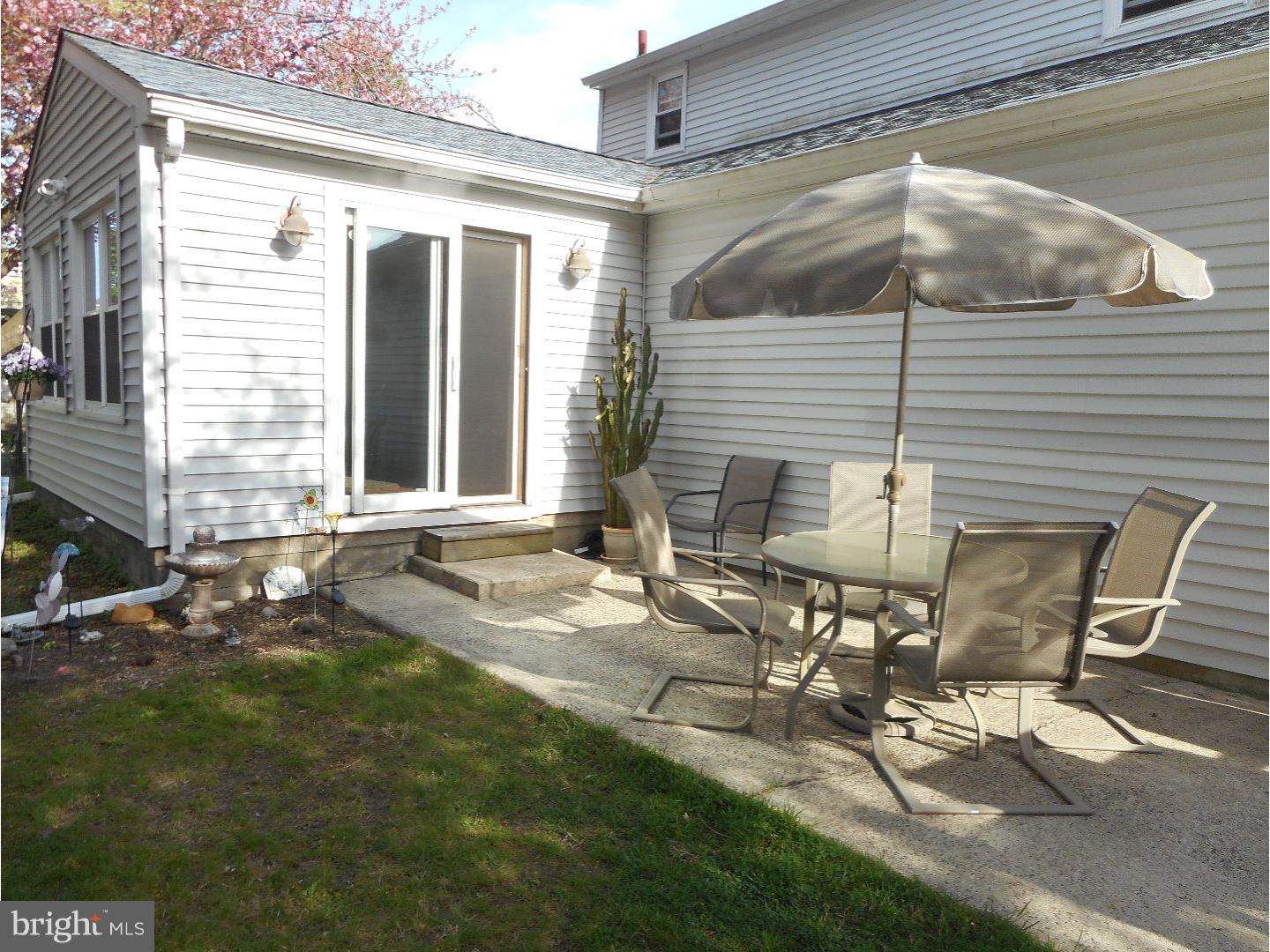 114 Pelham Road South Voorhees, NJ 08043 - Photo 5 of 25