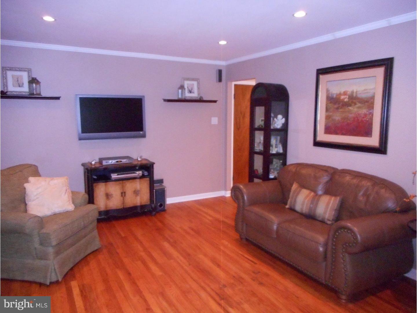 114 Pelham Road South Voorhees, NJ 08043 - Photo 9 of 25