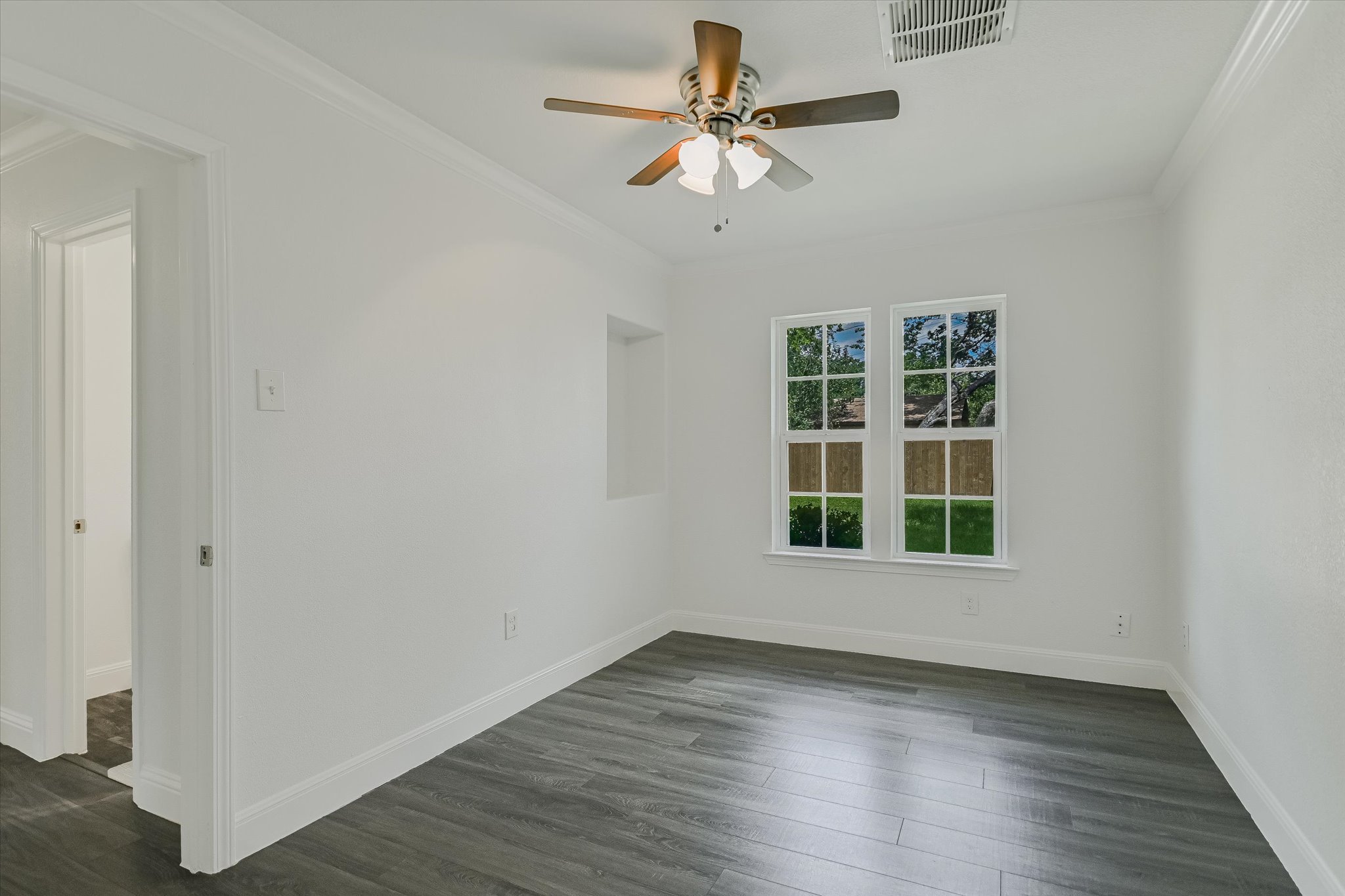 12504 Limerick Avenue Austin, TX 78727 - Photo 11 of 18