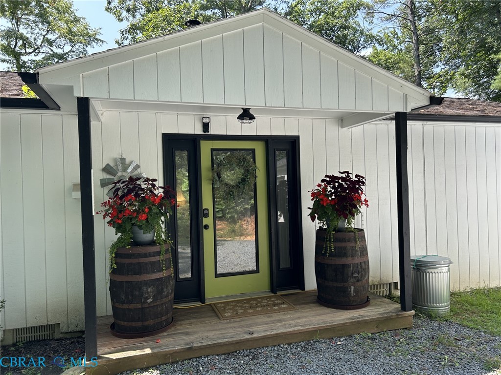 136 Wolftown-Hood Road Hood, VA 22723 - Photo 2 of 22
