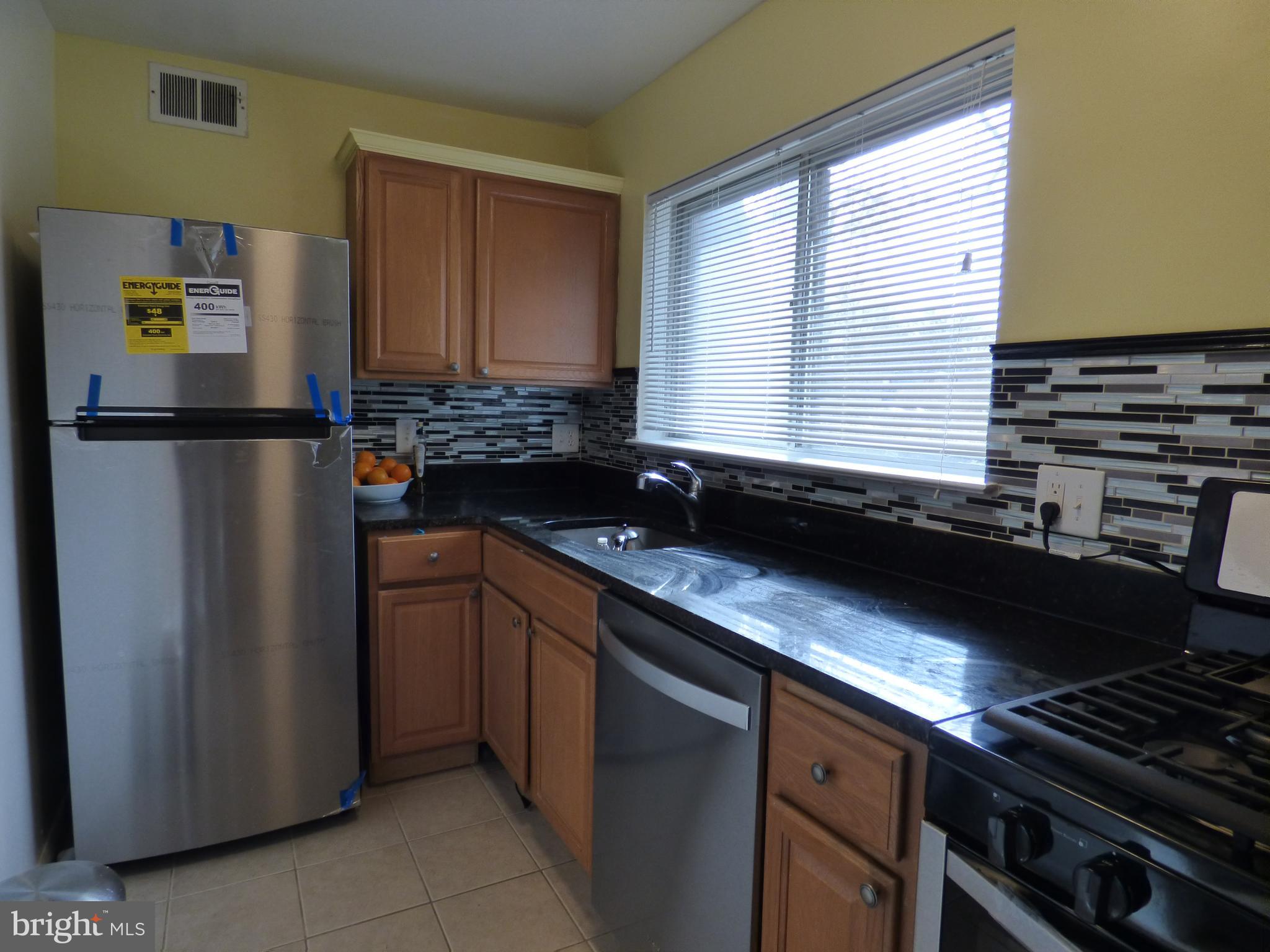 11614 Vantage Hill Road, Unit 12B Reston, VA 20190 - Photo 11 of 39 Gallery Image 11