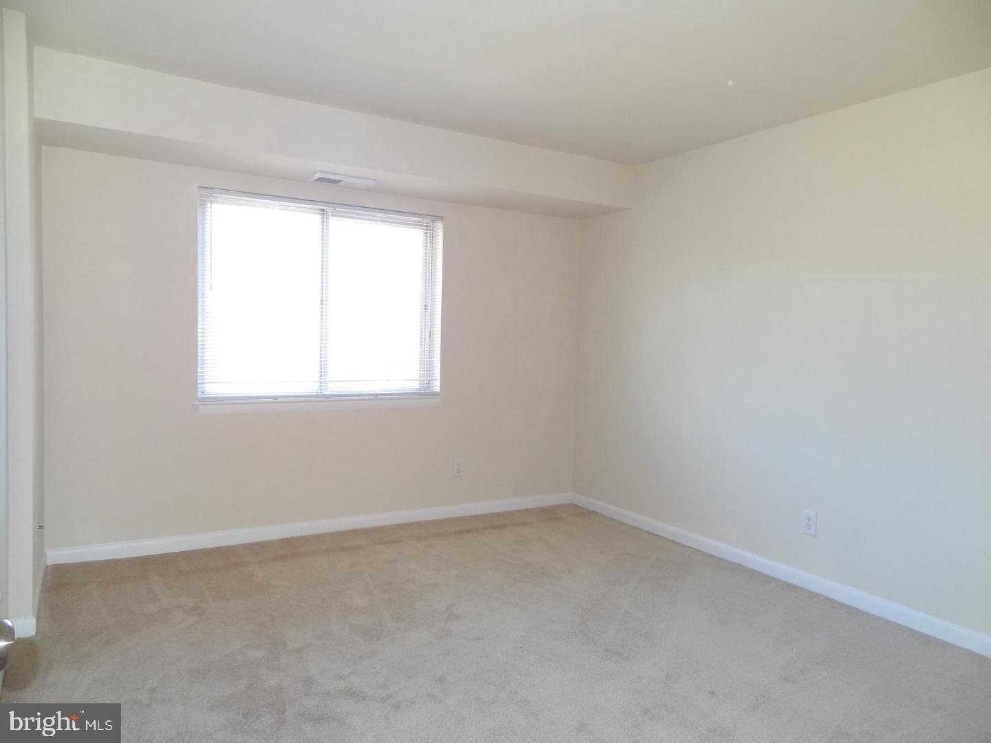 11614 Vantage Hill Road, Unit 12B Reston, VA 20190 - Photo 19 of 39 Gallery Image 19