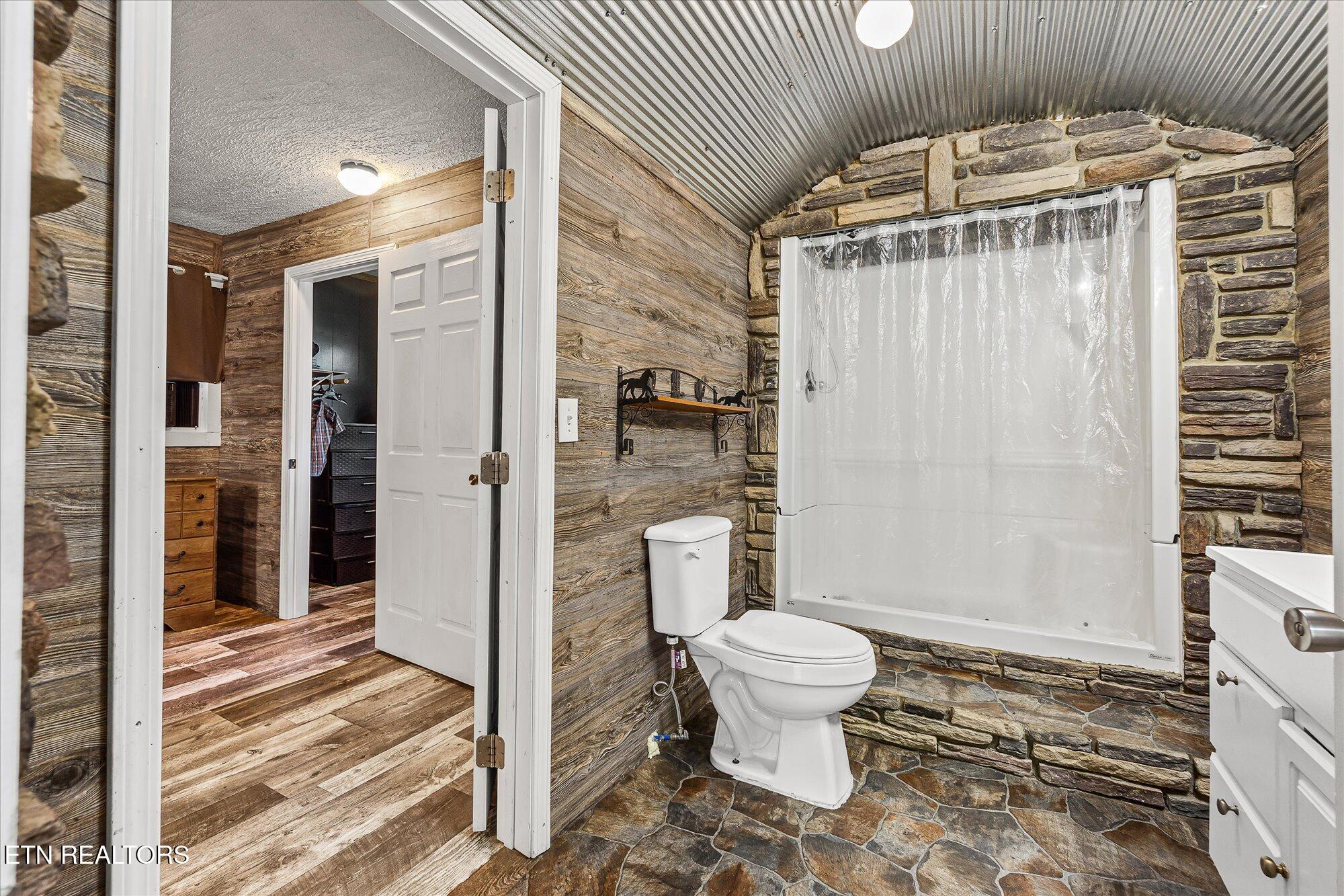 111 Guffey Lane Jamestown, TN 38556 - Photo 18 of 35 32-111 Guffey Ln_58