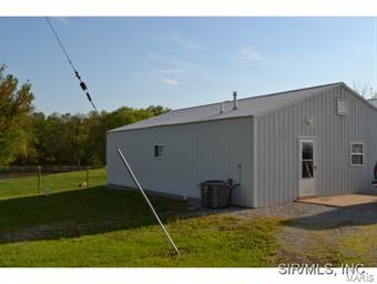 13235 Beckemeyer Road Carlyle, IL 62231 - Photo 4 of 15