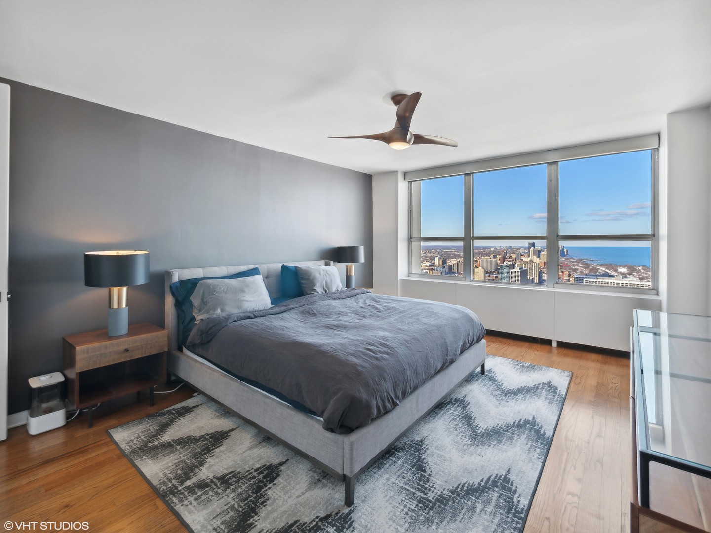 655 West Irving Park Road, Unit 4910 Chicago, IL 60613 - Photo 8 of 25