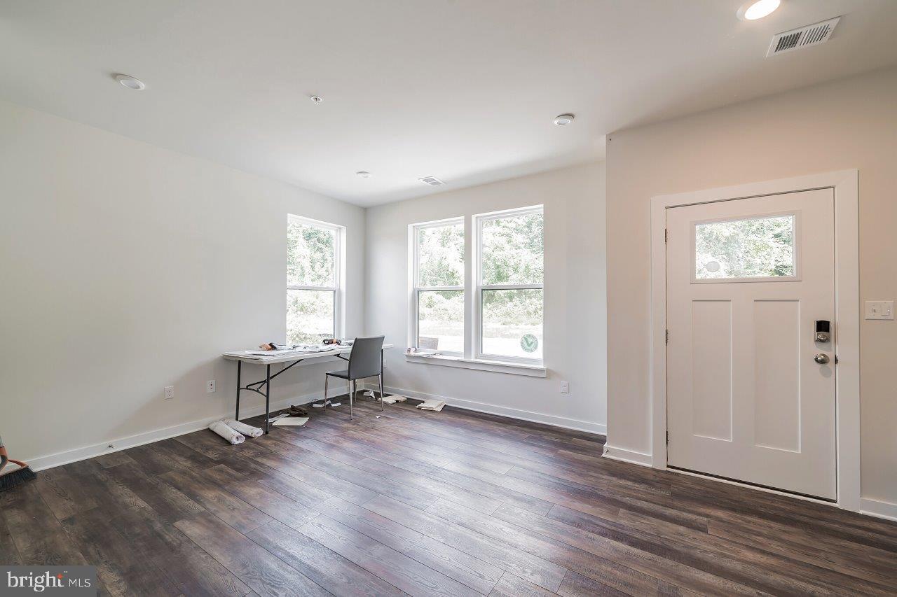 9800 Ruby Lockhart Boulevard Bowie, MD 20721 - Photo 7 of 27