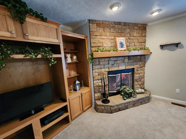 $330,000 | 1015 Bolars Draft Road, Warm Springs, VA 24484